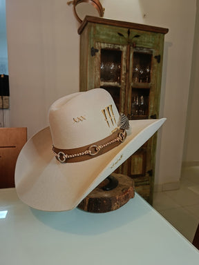 CHAPÉU 3 CRAVOS BANDINHA DE ARGOLA GELO