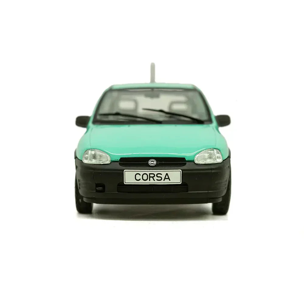 Miniatura White Box - Opel Corsa B - 1/24 - Verde